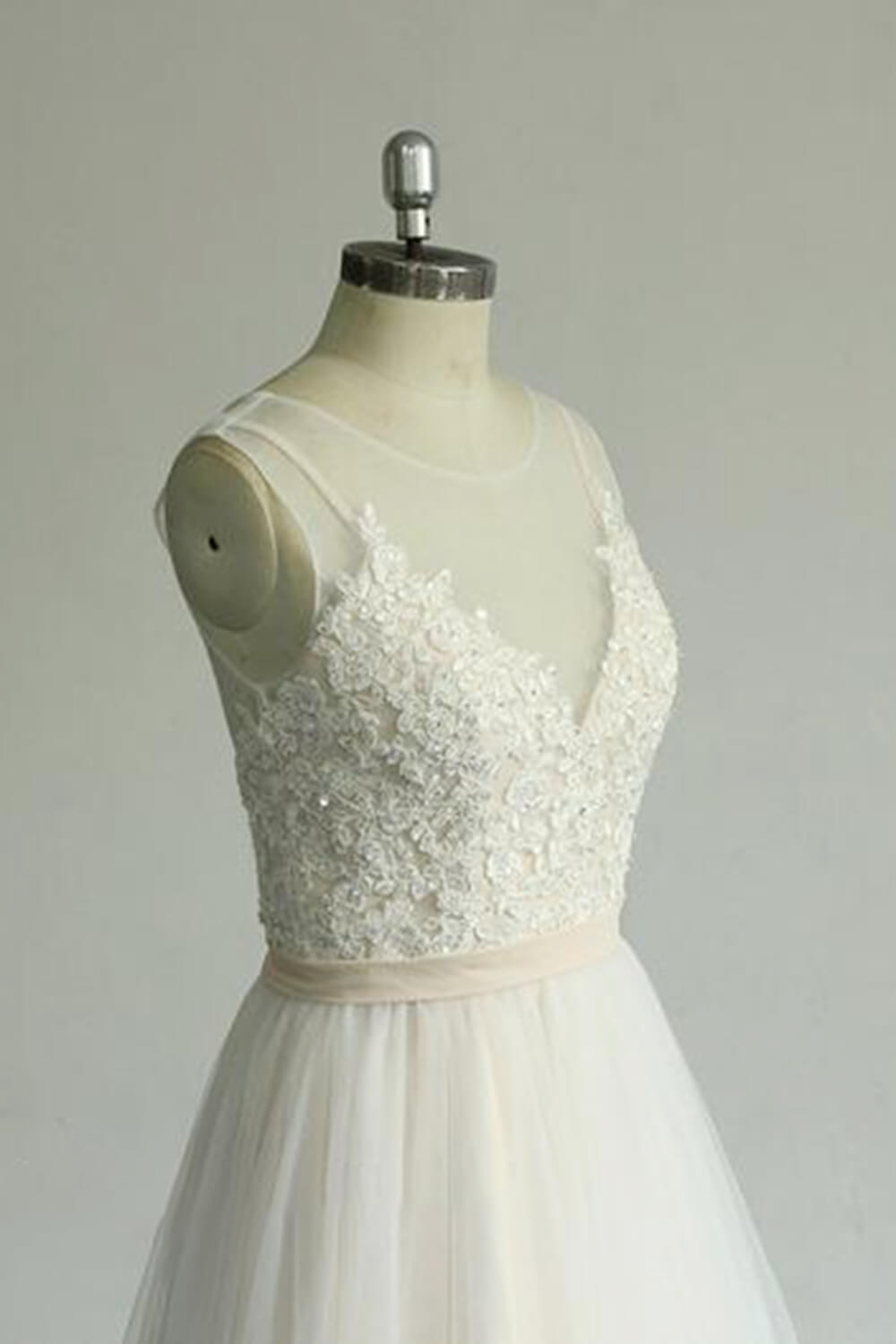 A-line Jewel Neck Sleeveless Floor-length Tulle Bridal Dress With Lace 5