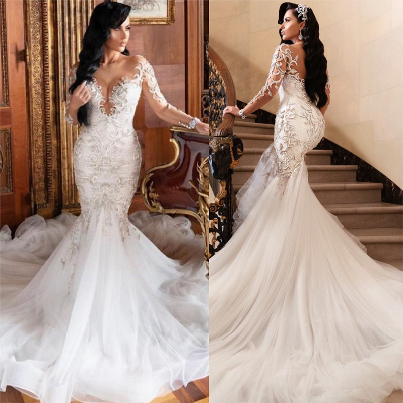 Mermaid Scoop Neck Court Train Tulle Bridal Gown With Appliques 2