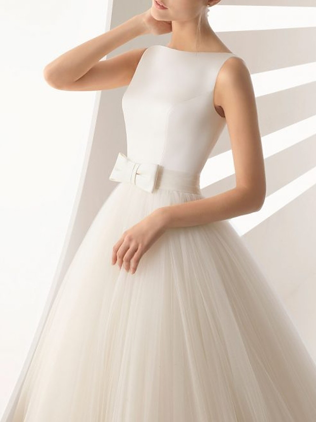 Ball Gown Straps Bateau Neck Sleeveless Sweep / Brush Train Satin Wedding Gown With Bow 3