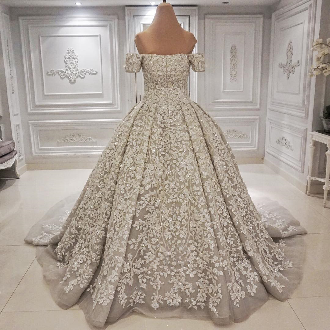 Ball Gown Off-the-shoulder Short Sleeves Chapel Train Bridal Gown With Lace 2