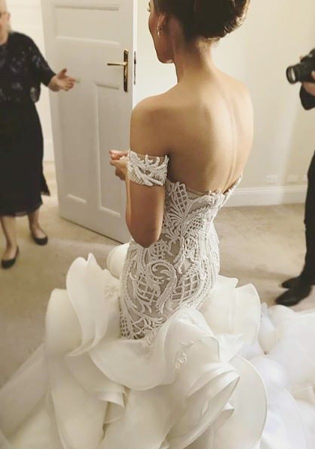 Off-the-Shoulder Mermaid Ruffles Bridal Gown with Lace Appliques 2