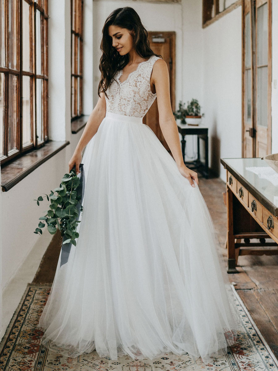 A-line V-neck Sleeveless Floor-length Lace Wedding Gown With Lace 3