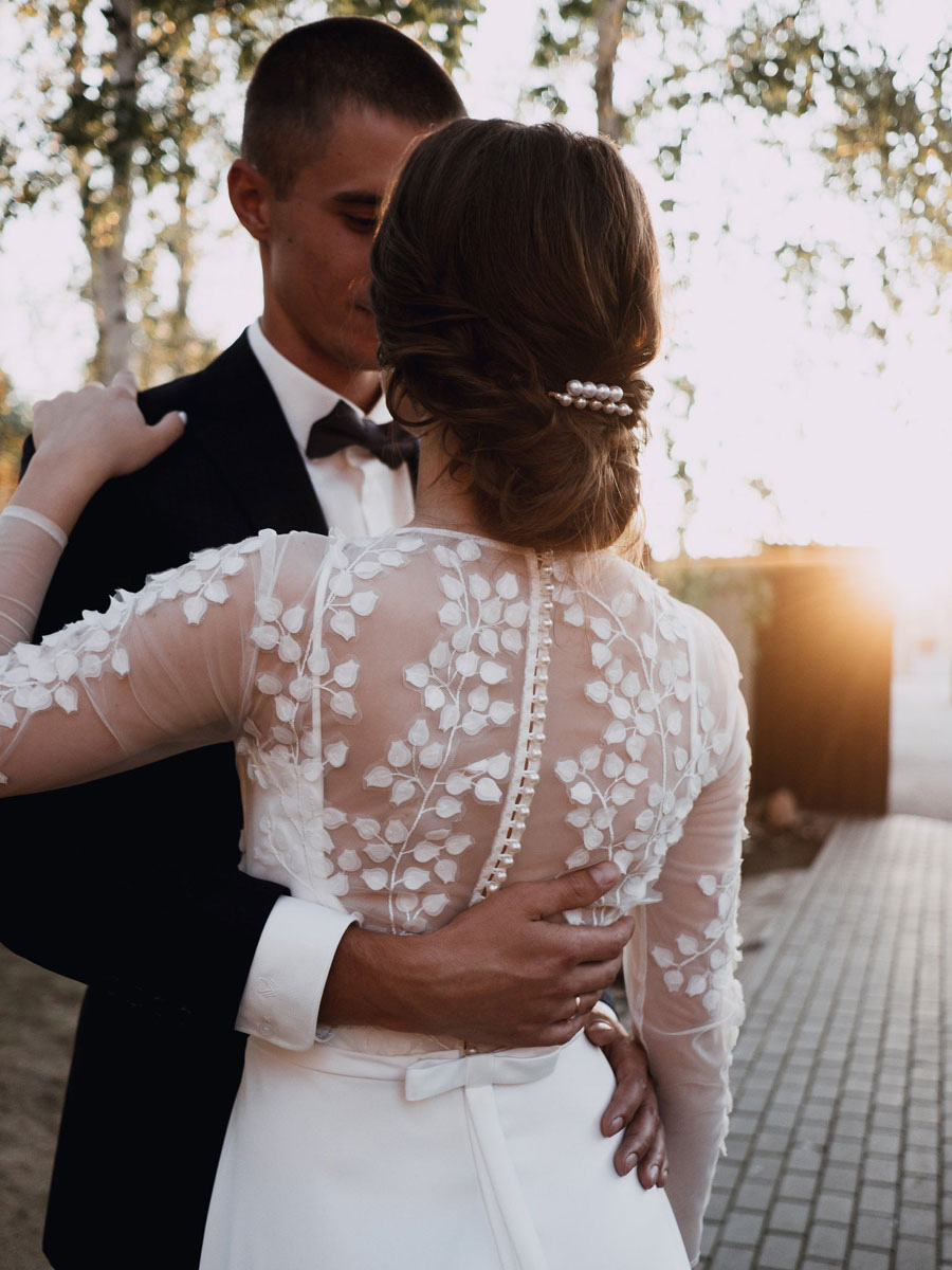 A-line Long Sleeves Lace Wedding Gown With Lace 6