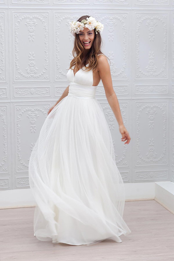 A-line V-neck Sleeveless Tulle Bridal Attire With Sweep / Brush Train 3