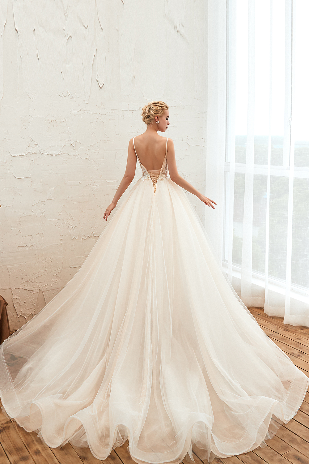 A-line Spaghetti Straps V-neck Sleeveless Cathedral Train Tulle Wedding Dress With Beading 2