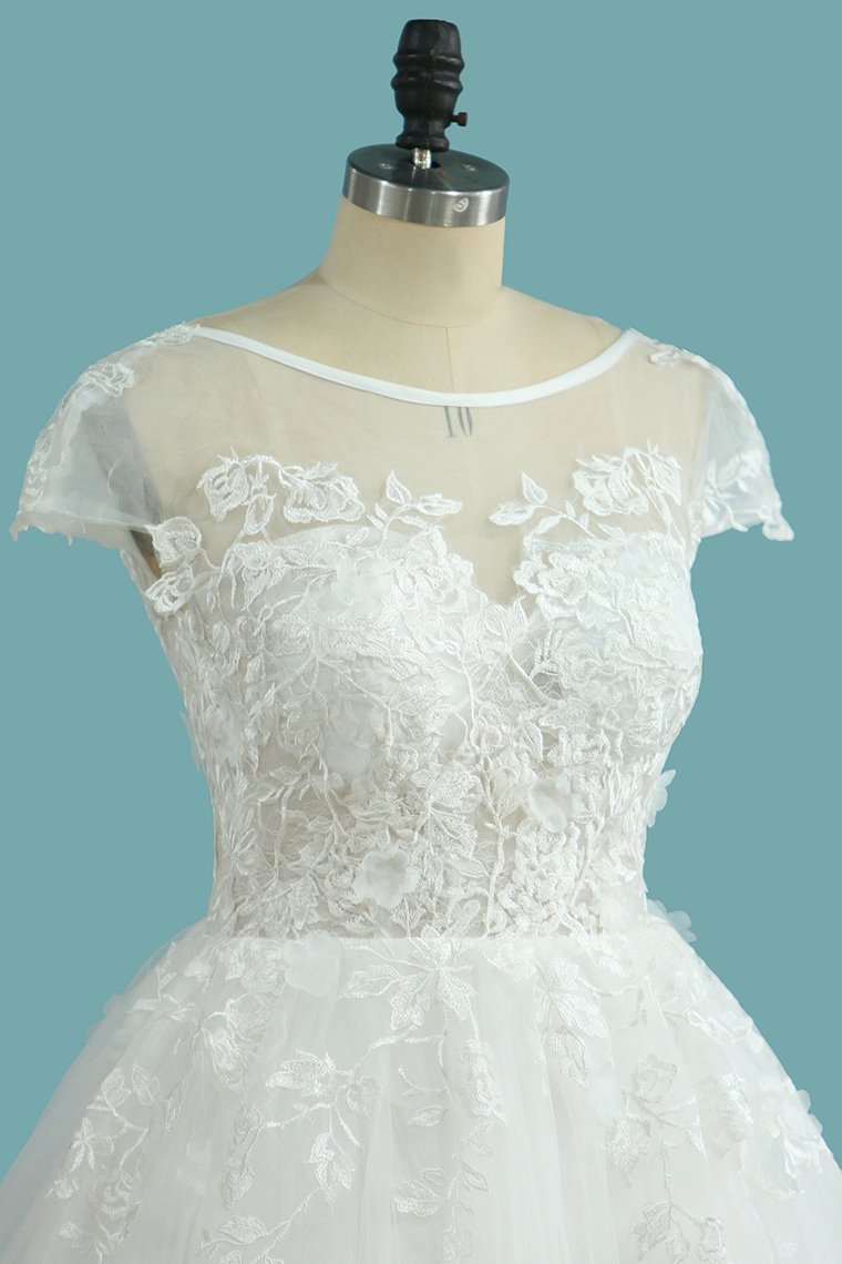 A-line Jewel Neck Short Sleeves Floor-length Tulle Bridal Attire With Lace 3