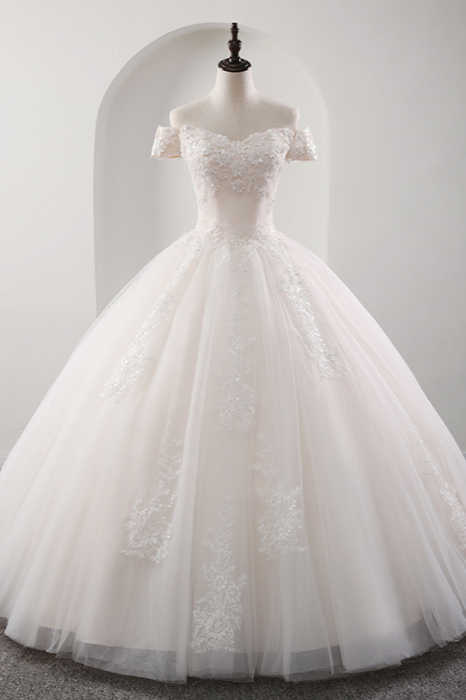 Ball Gown Off-the-shoulder Floor-length Tulle Wedding Dress With Appliques 4