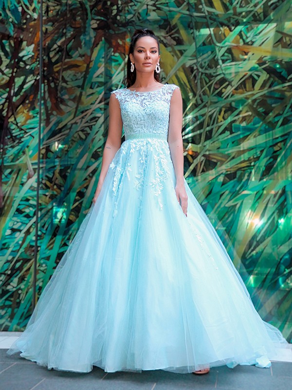 A-line Straps Scoop Neck Sleeveless Sweep / Brush Train Lace Evening Dress With Lace 2