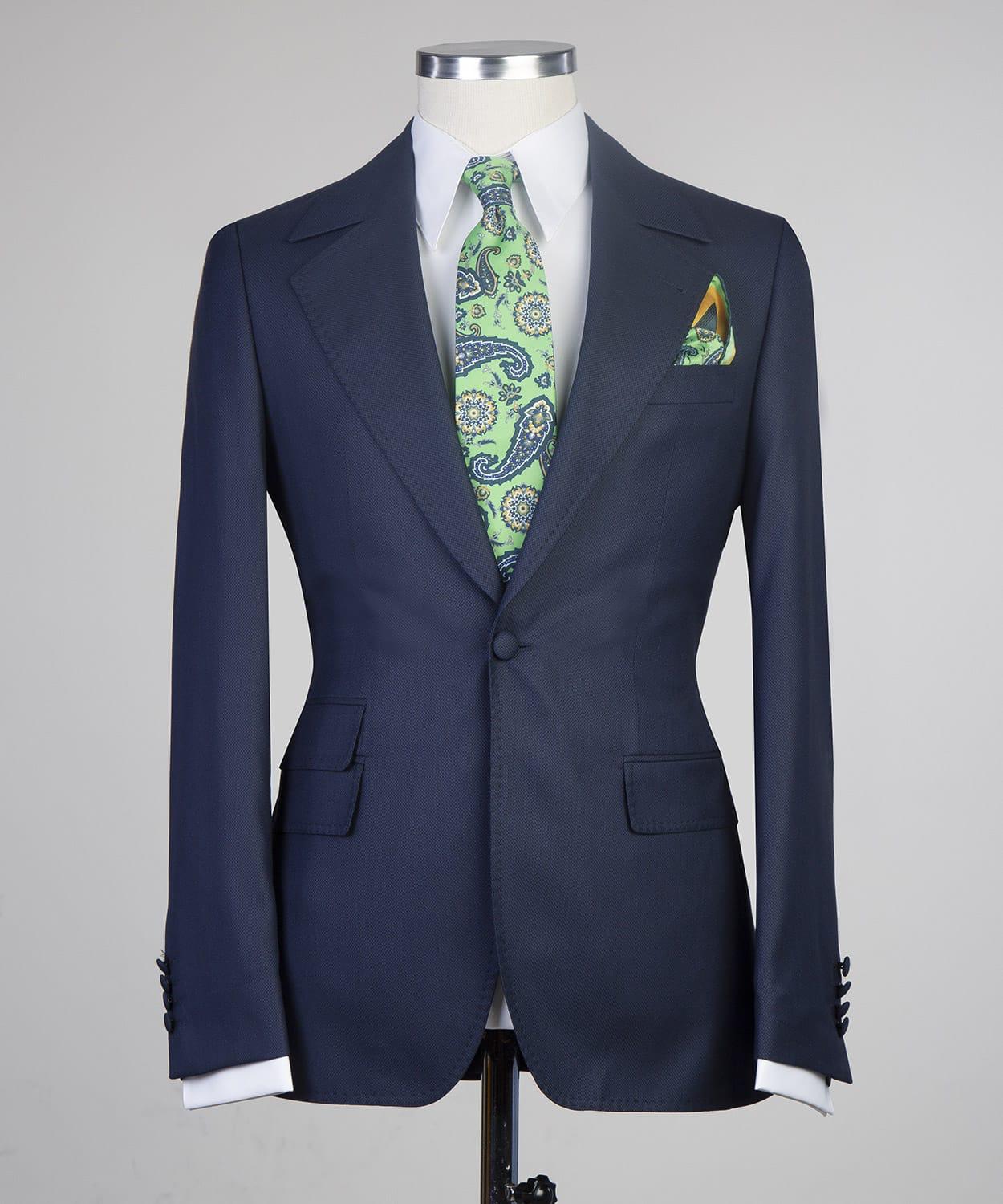 Navy Three Pieces Men Suit with Peaked Lapel 6
