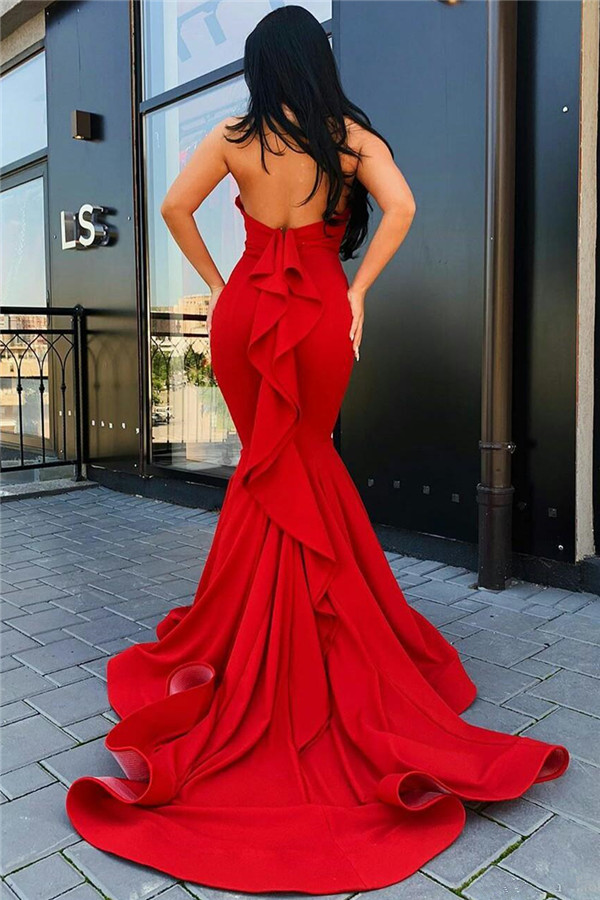 Mermaid Halter-neck Sleeveless Evening Dress With Court Train 2