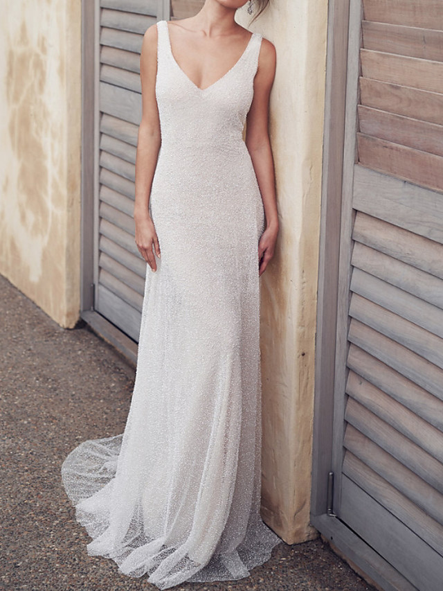 A-line V-neck Sleeveless Court Train Tulle Bridal Dress With Buttons 2