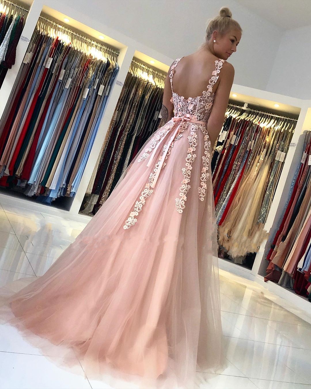 A-line Spaghetti Straps Sleeveless Sweep / Brush Train Tulle Formal Dress With Lace 3