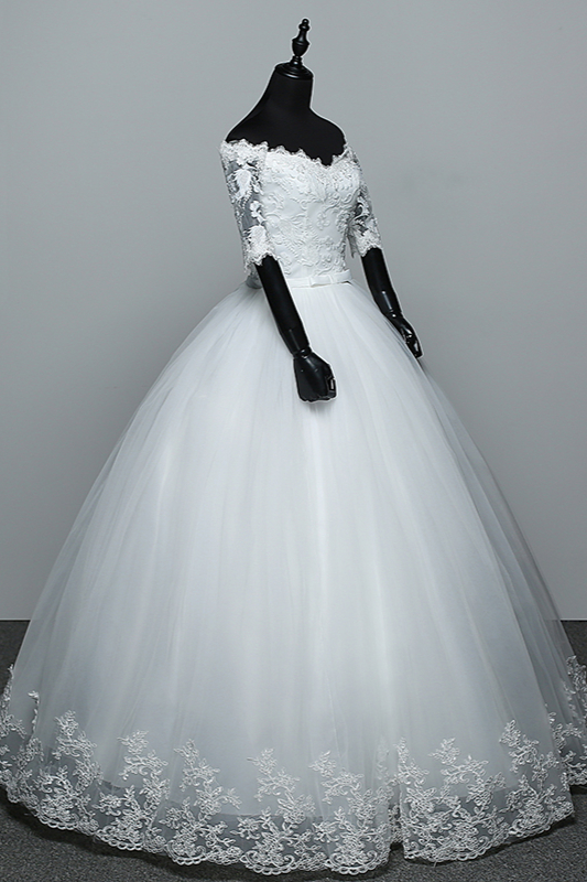 A-line Half-Sleeves Floor-length Tulle Bridal Gown With Lace 3