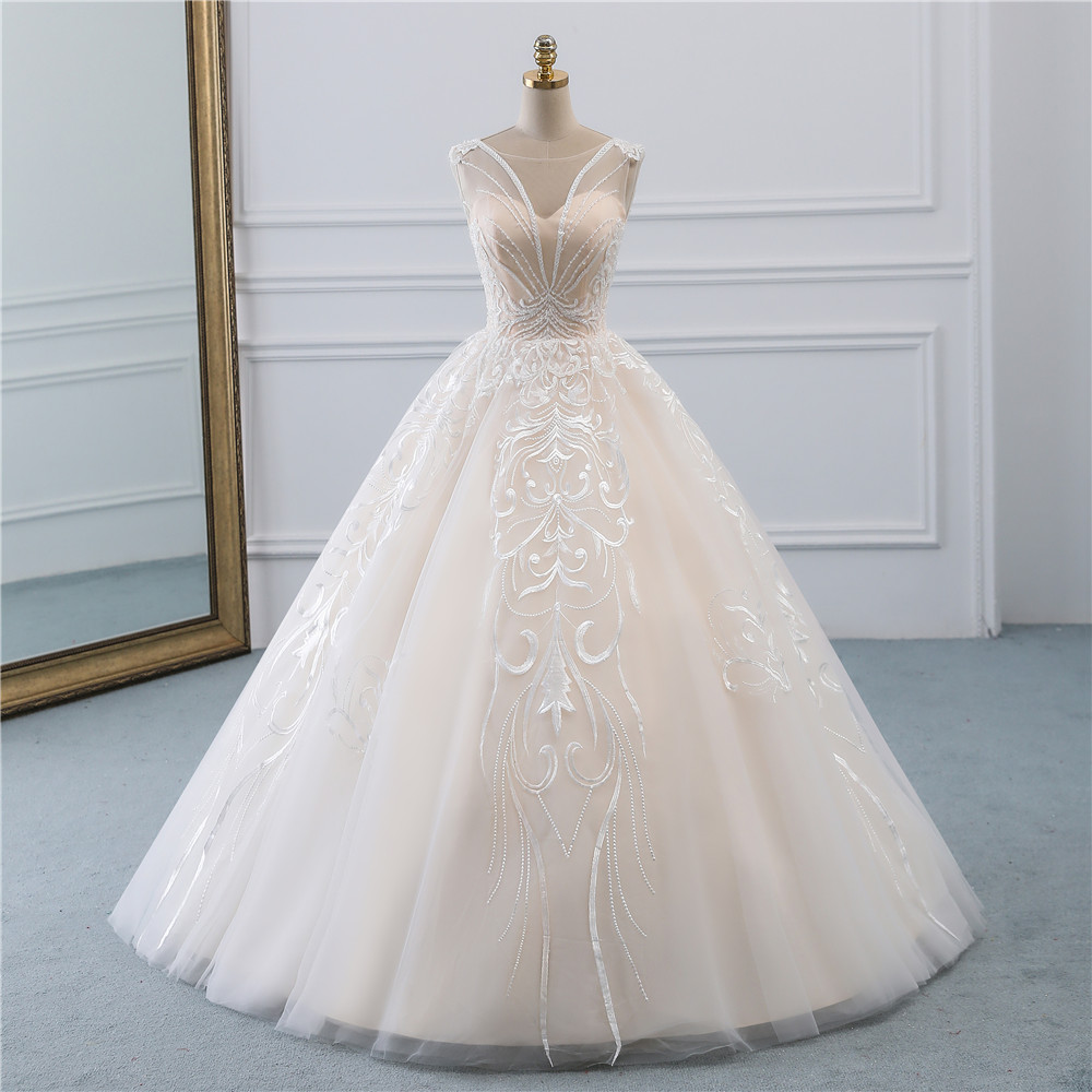 Ball Gown Jewel Neck Sleeveless Floor-length Tulle Bridal Dress With Lace 7