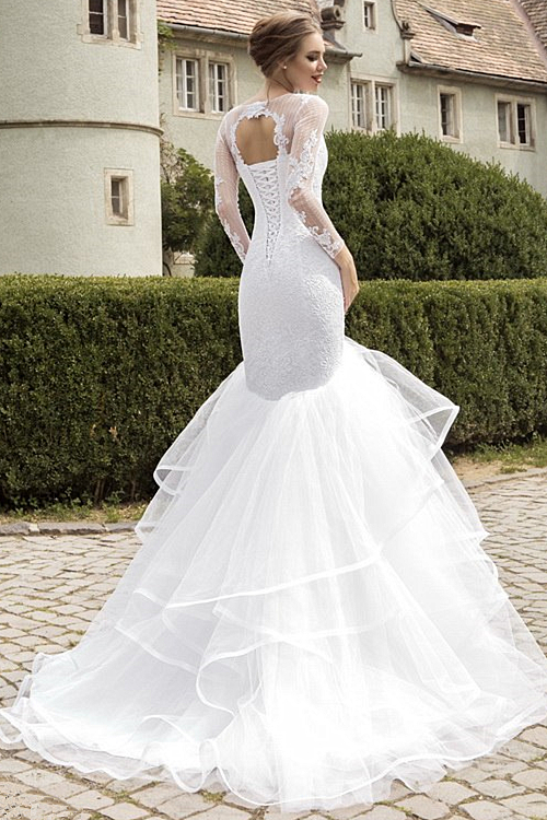 Mermaid Scoop Neck Sweep / Brush Train Organza Wedding Dress With Lace 2