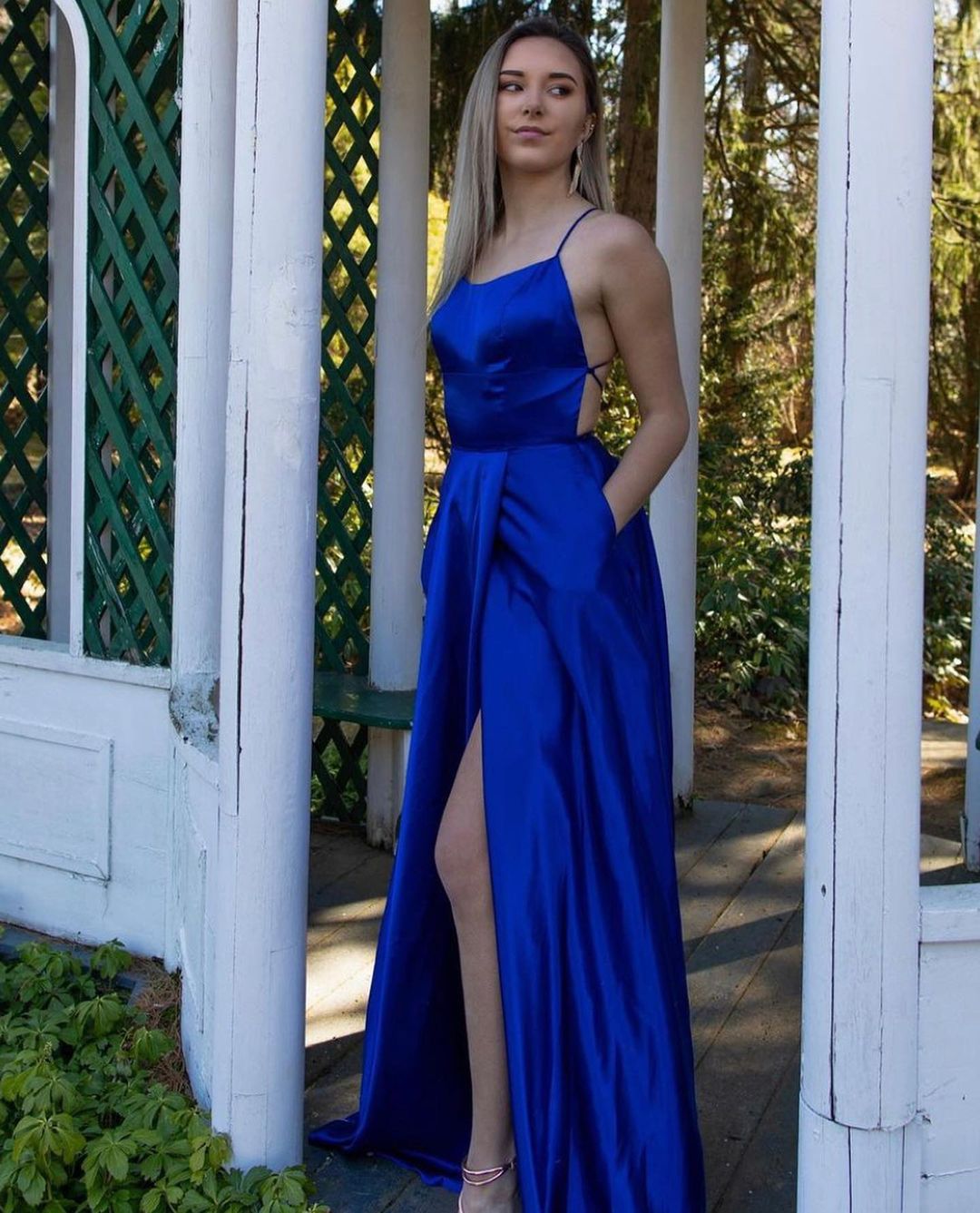 Column Spaghetti Straps Sleeveless Floor-length Stretch Satin Evening Gown With Ruffles 3