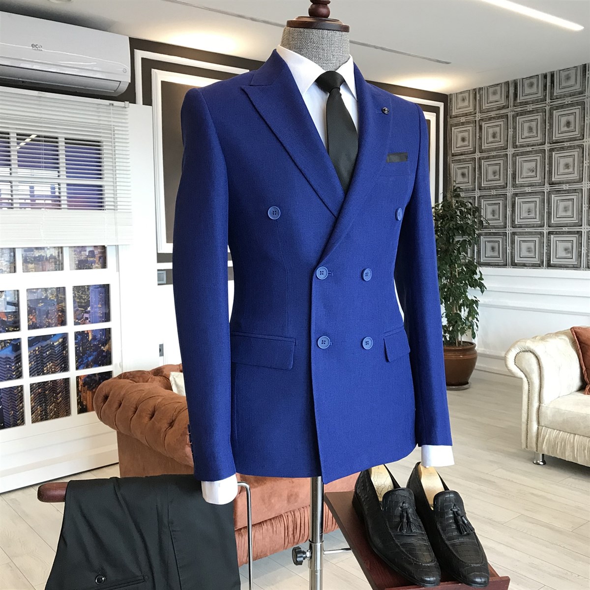 Royal Blue Double Breasted Men's Suit for Business 2