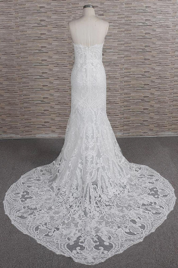 Mermaid Strapless Sweetheart Neck Chapel Train Tulle Wedding Gown With Lace 2