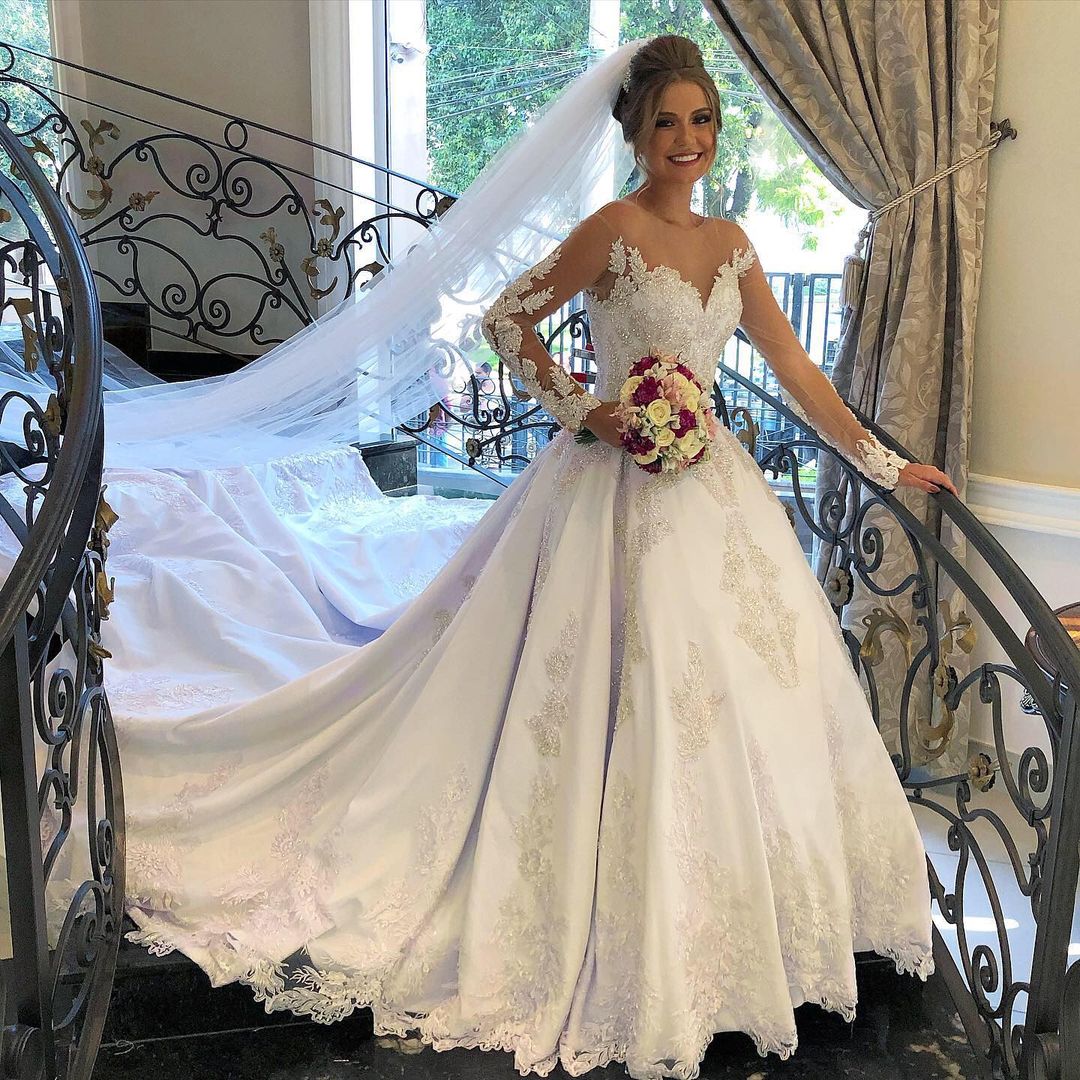 A-line Sweetheart Neck Long Sleeves Chapel Train Satin Wedding Dress With Lace 2