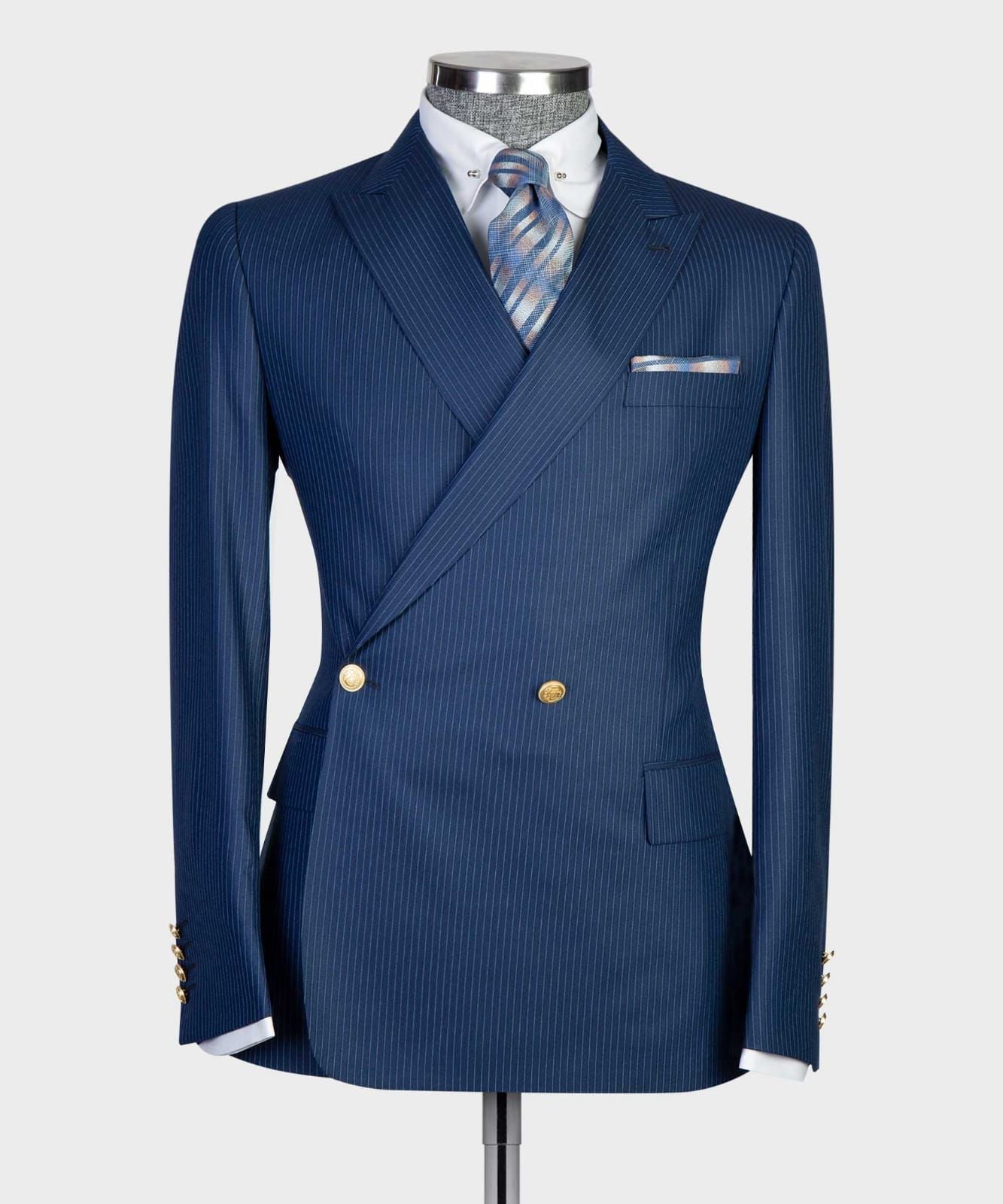 Navy Double Breasted Two Pieces Men Suit with Peaked Lapel 4