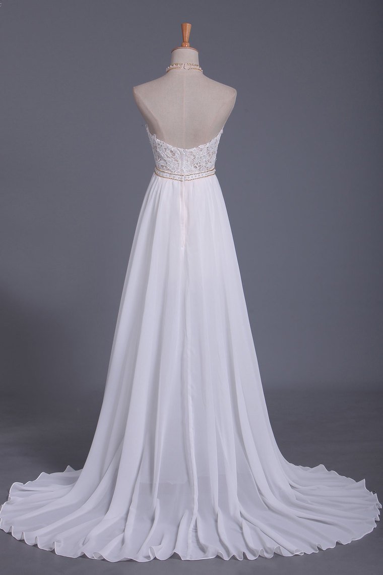 A-line Halter-neck Sleeveless Floor-length 100D Chiffon Bridal Gown With Lace 2