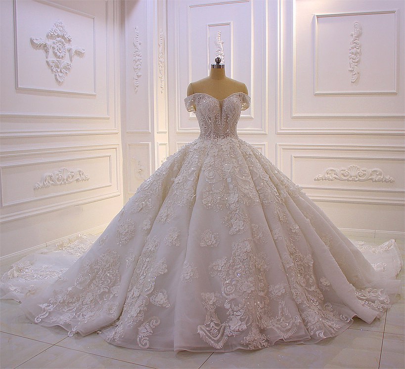 Off-the-shoulder Long Sleeves Court Train Tulle Wedding Gown With Lace 5