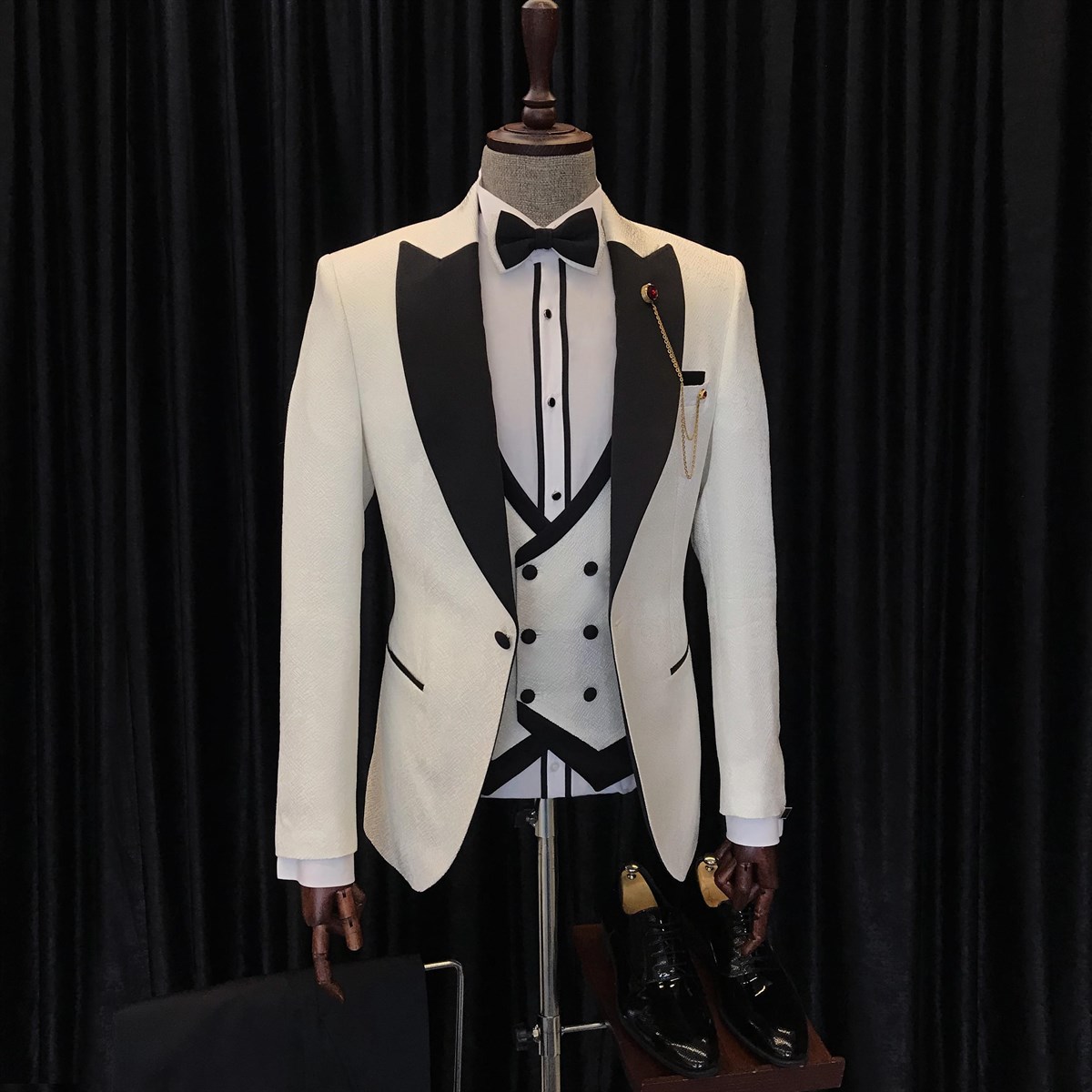 White Three Pieces Wedding Men Suit 3