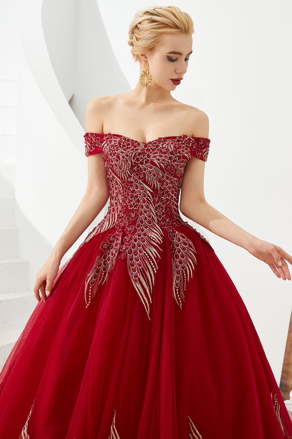 Ball Gown Off-the-shoulder Cap Sleeves Sweep / Brush Train Tulle Formal Dress With Beading 6