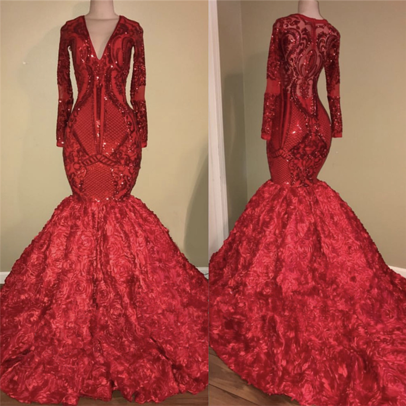 Mermaid V-neck Court Train Evening Gown With Appliques 2