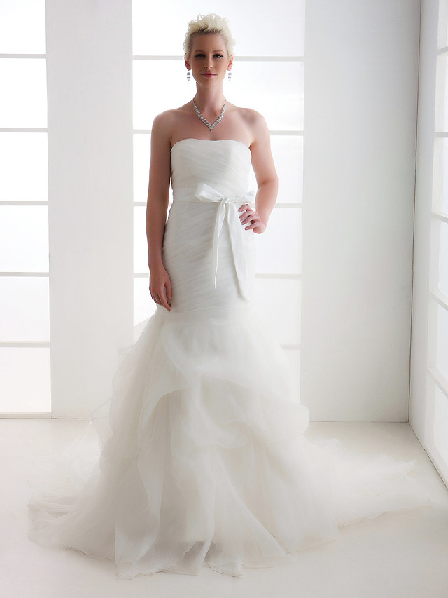 Mermaid Strapless Sleeveless Organza Wedding Gown With Court Train 4
