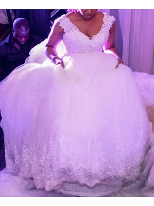 A-line Straps V-neck Court Train Tulle Bridal Attire With Lace 3