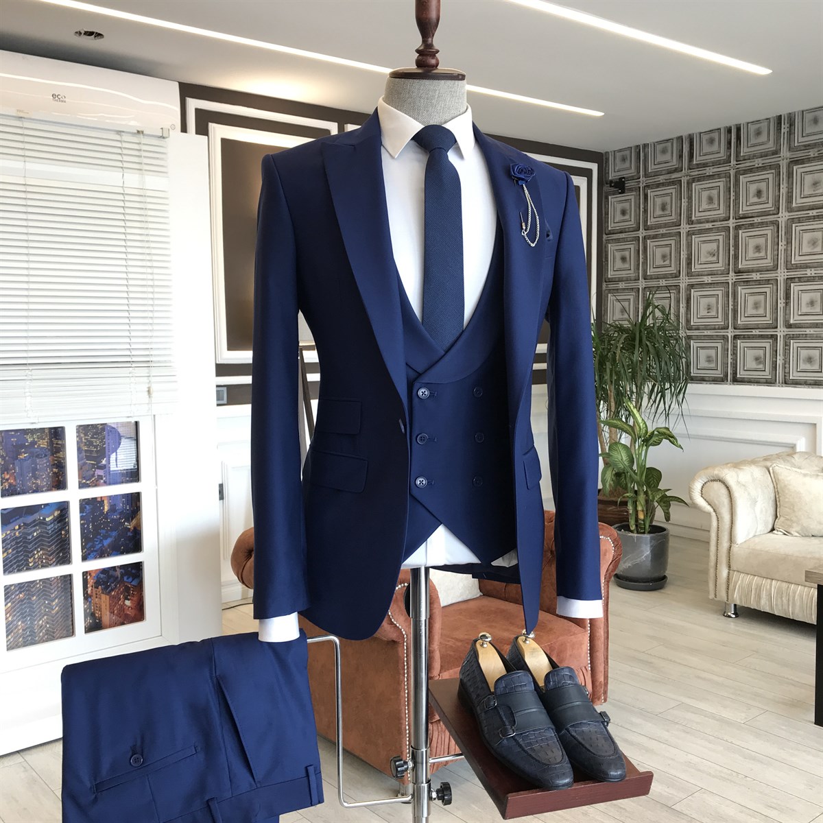 Navy Blue Single Breasted Business Suit 2