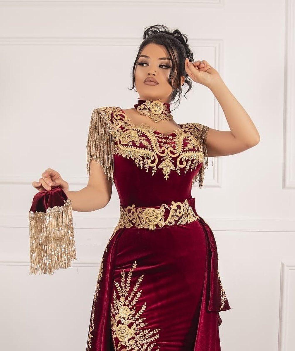 Mermaid Straps Sleeveless Sweep / Brush Train Velvet Prom Gown With Lace 4