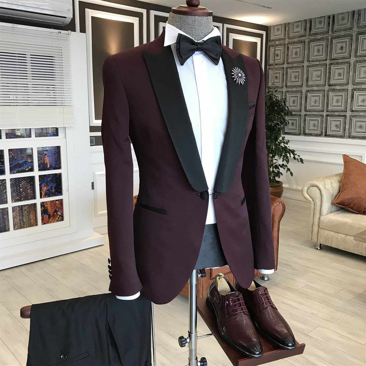 Burgundy Peaked Lapel Formal Suit 2