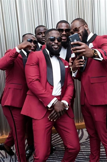 Red Bespoke Shawl Lapel Wedding Groomsmen Suit 2