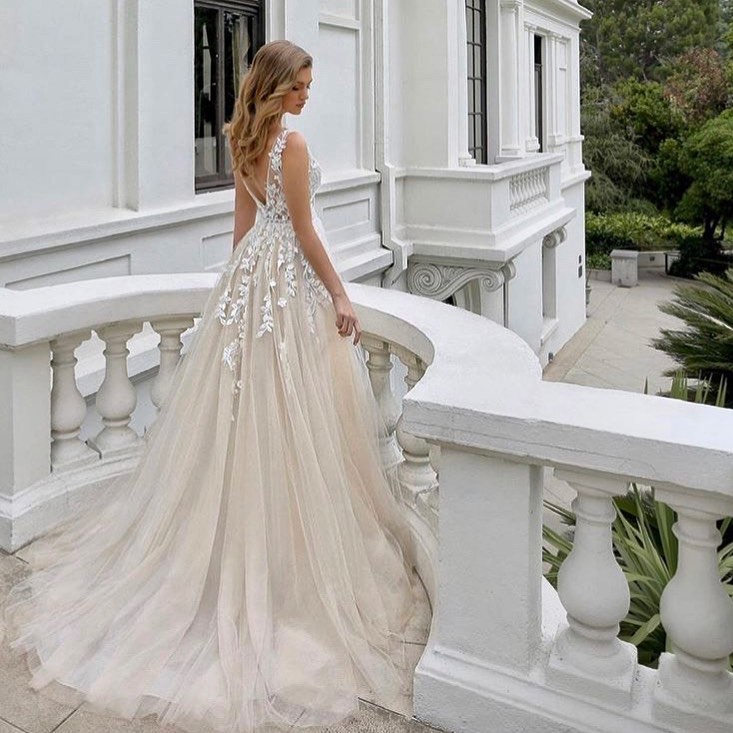 A-line V-neck Sleeveless Court Train Tulle Bridal Gown With Pearls 3