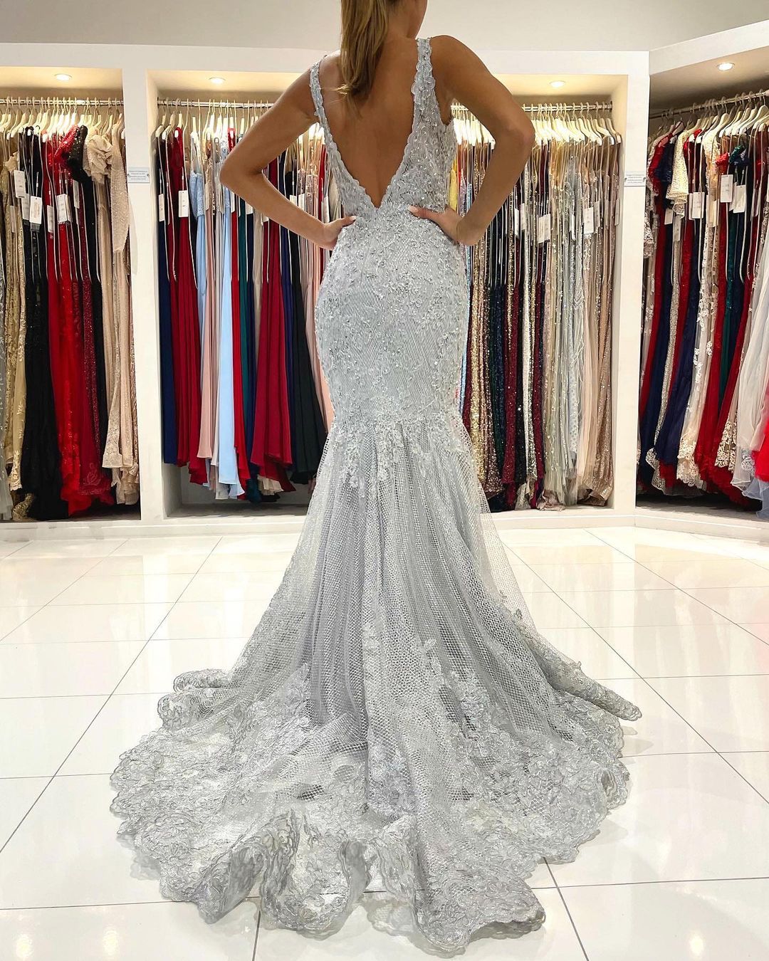 Mermaid Straps Sleeveless Floor-length Lace Evening Dress With Crystal 2