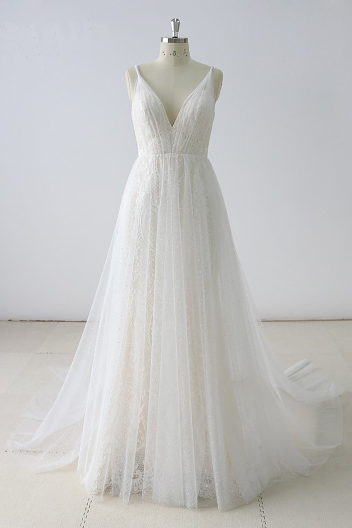A-line V-neck Halter-neck Sleeveless Floor-length Tulle Bridal Attire With Lace 1