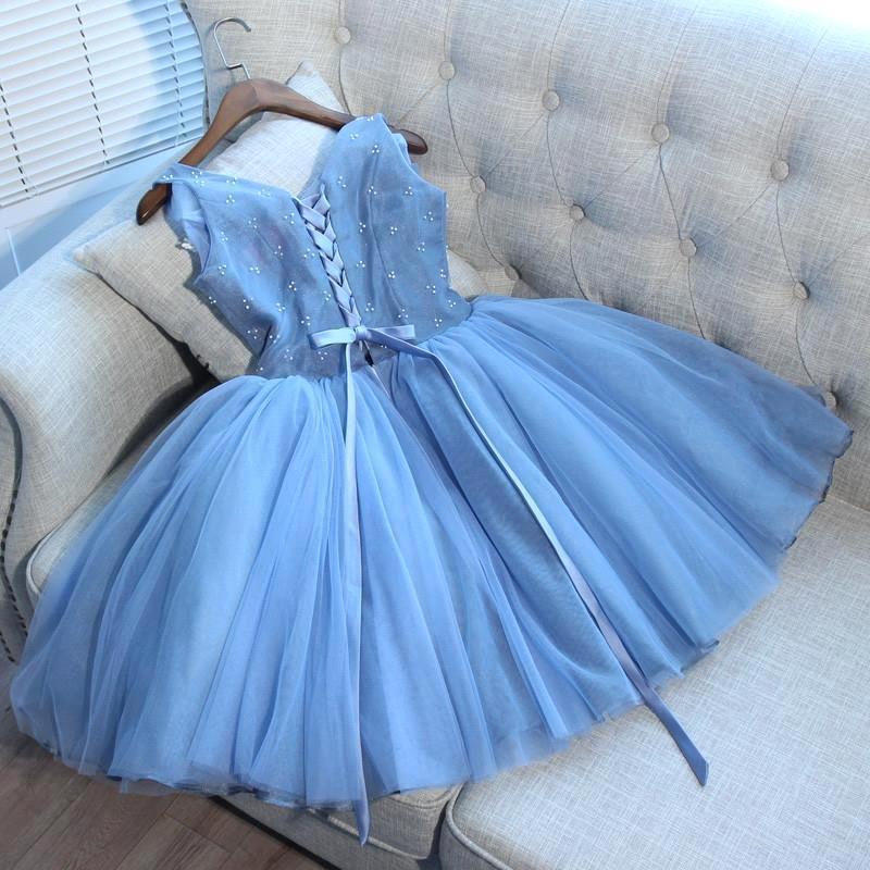 A-line V-neck Cap Sleeves Mini Tulle Cocktail Party Dress With Appliques 2