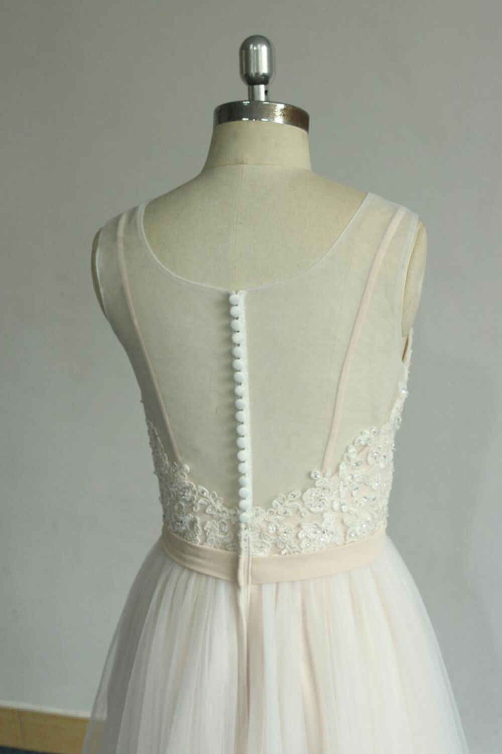 A-line Jewel Neck Sleeveless Floor-length Tulle Bridal Dress With Lace 6