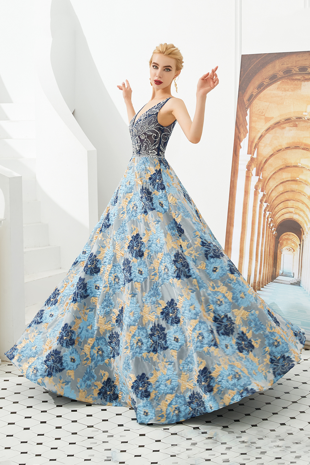 Plunging Neckline Sleeveless Sweep / Brush Train Satin Evening Dress With Beading 2