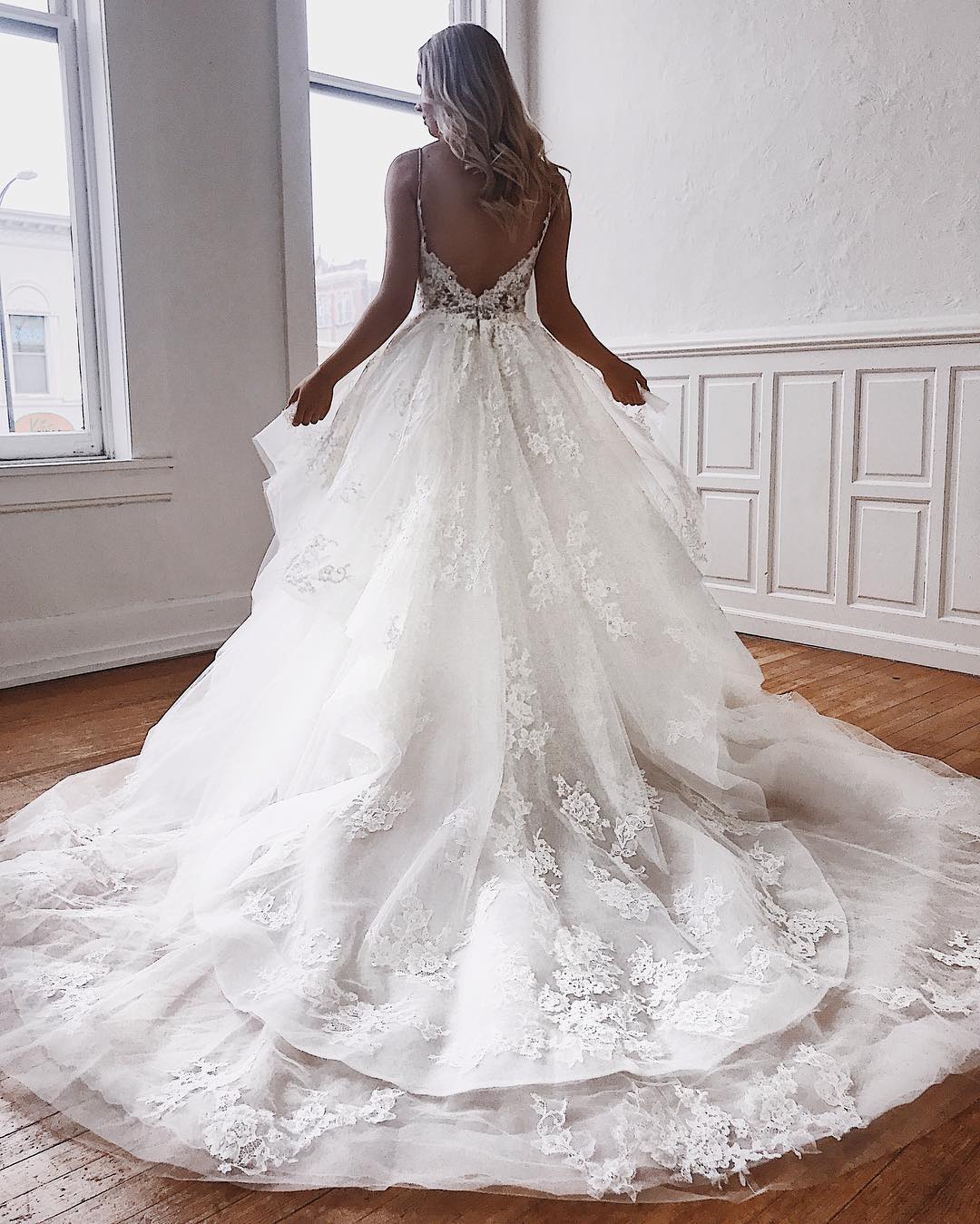 A-line Spaghetti Straps Sleeveless Sweep / Brush Train Wedding Gown With Lace 2