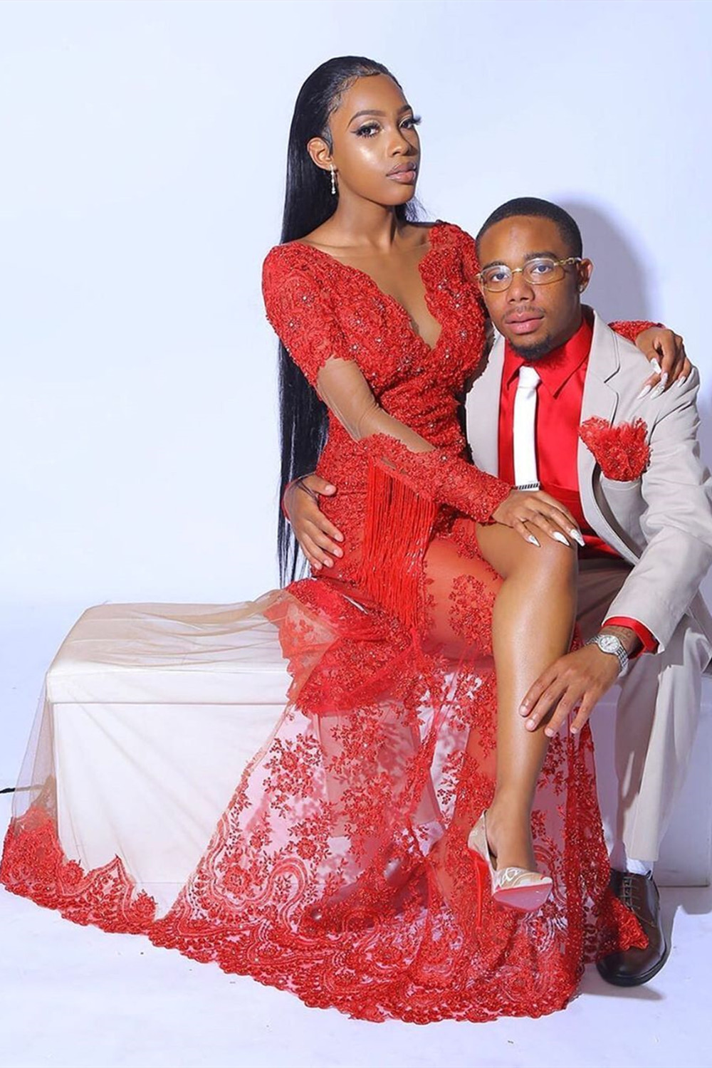 V-neck Jewel Neck Long Sleeves Sweep / Brush Train Lace Formal Wear With Split Front 5