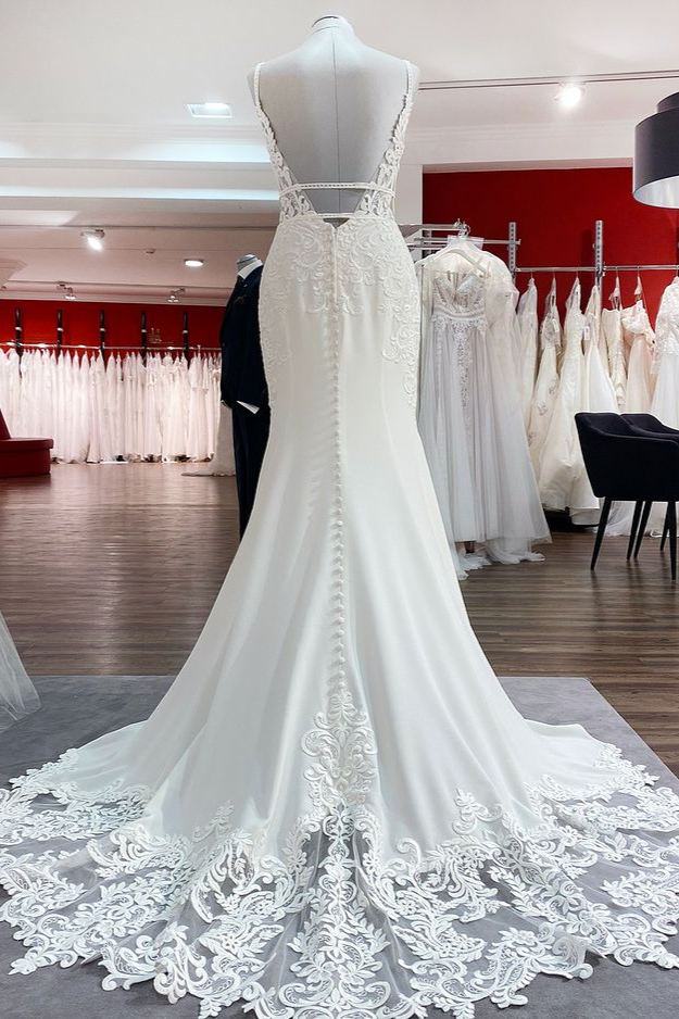 Deep V-neck Mermaid Crepe Wedding Dress with Delicate Lace Appliques 2