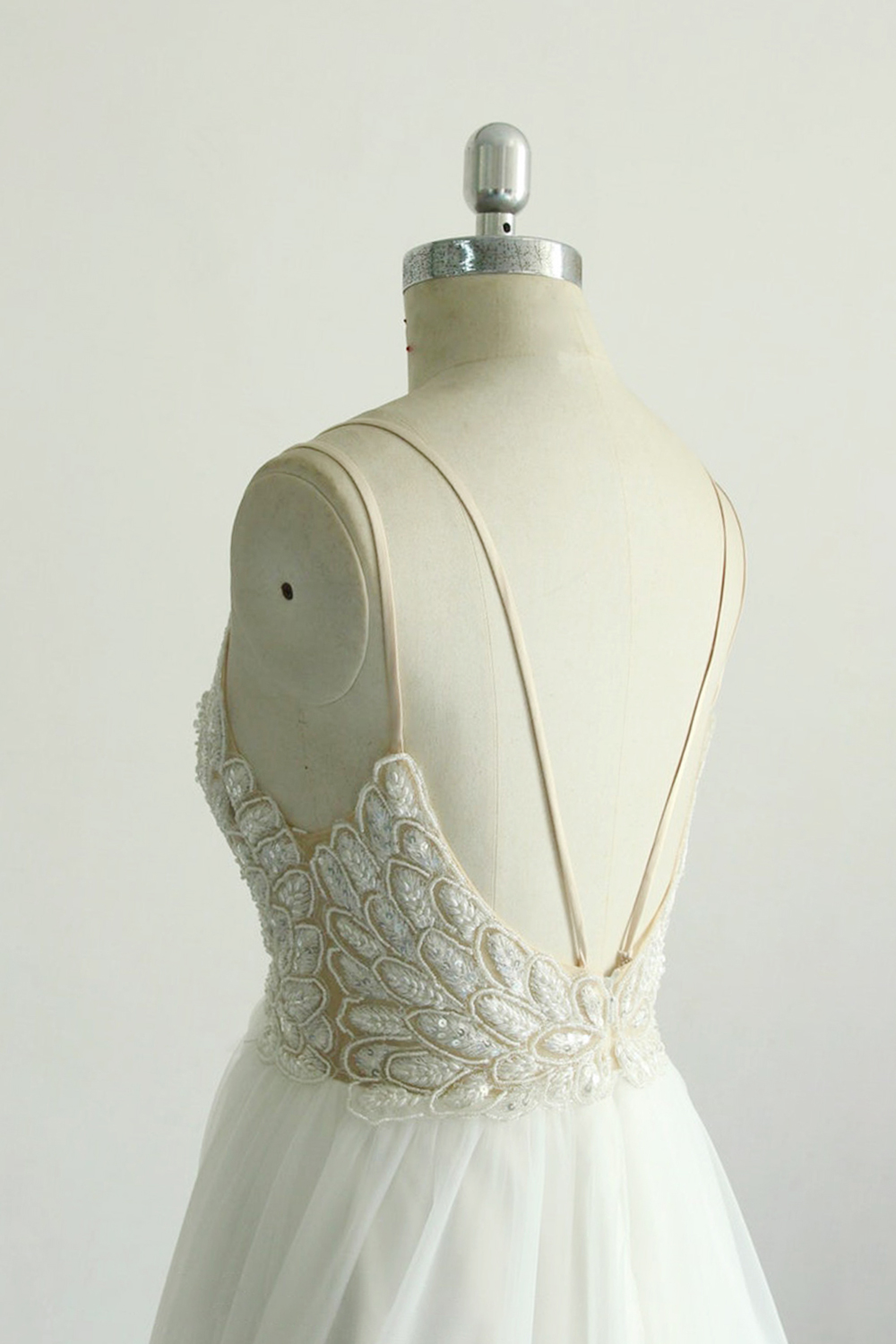 White Lace Tulle Wedding Dress with A-line Silhouette 5