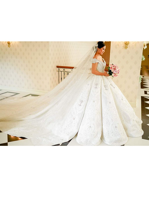 Ball Gown Off-the-shoulder Sweetheart Neck Cathedral Train Wedding Gown With Crystal 4